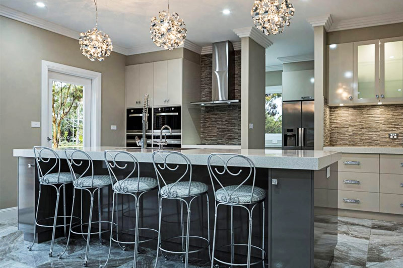Makeham's Cabinets - Kitchens, Wardrobes, Vanities, Laundries, Stone Benchtops